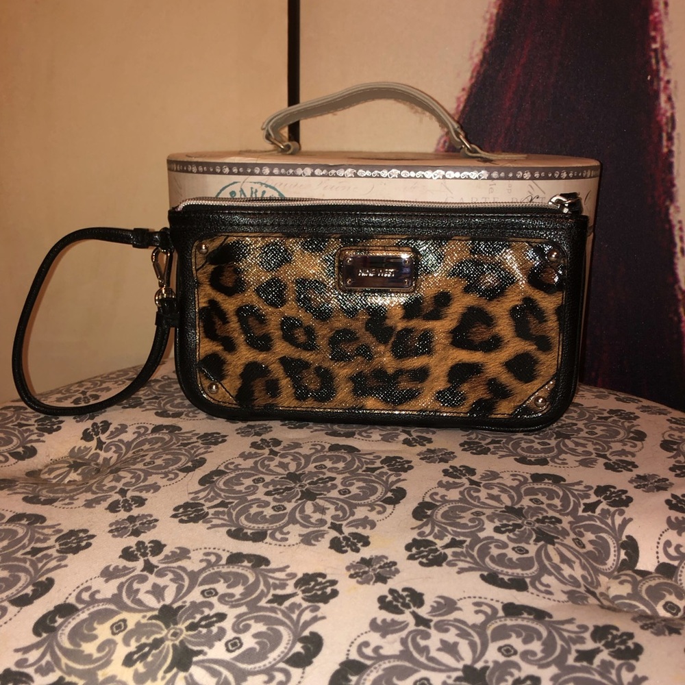 Nine West wristlet